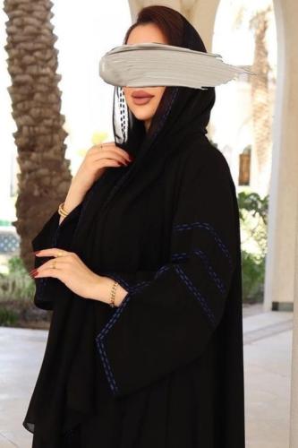 كريب ملكي تطريز تسكيرة زرار