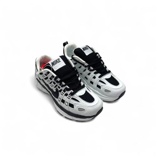 شوز نسائي نايك P-6000