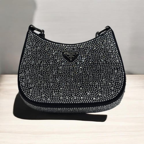 شنطة برادا- ماستر