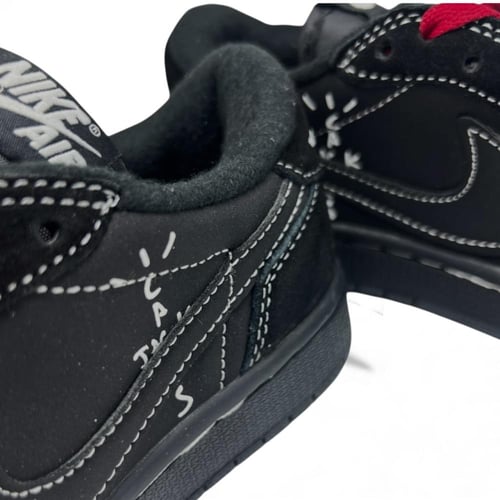 شوز ترافيس TRAVIS SCOTT الماستر