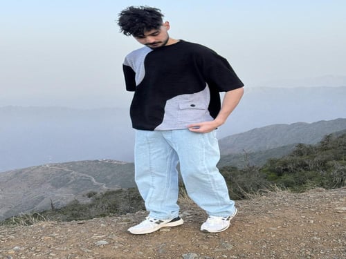 طقم كاجوال-جنز-تيشرت