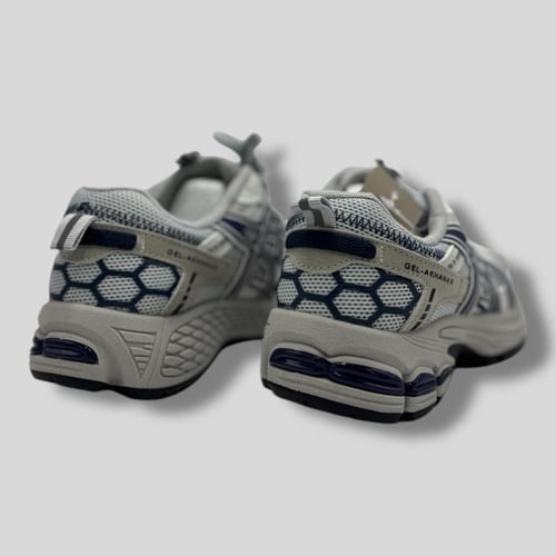 شوز رياضي فتنامي نسائي