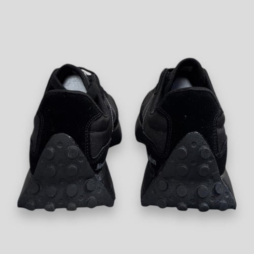 شوز نيو بالانس أسود