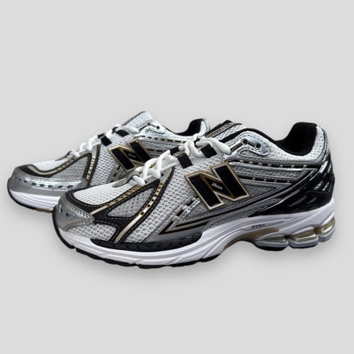 نيو بالانس سنيكرز 1906R Metalic