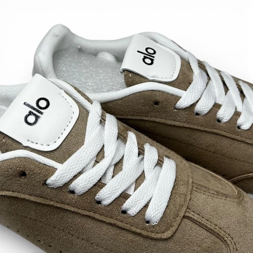 شوز ALO YOGA SUNSET النسائي بيج