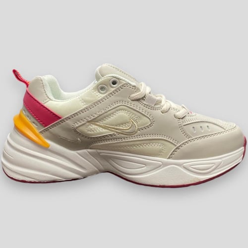 شوز نسائي نايك m2k