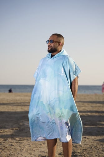 منشفة شاطئ ميكروفايبر سماوي