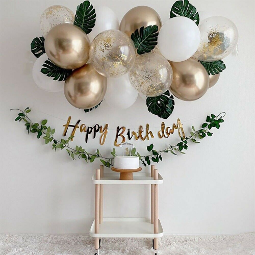 قوس بالونات ذهبي