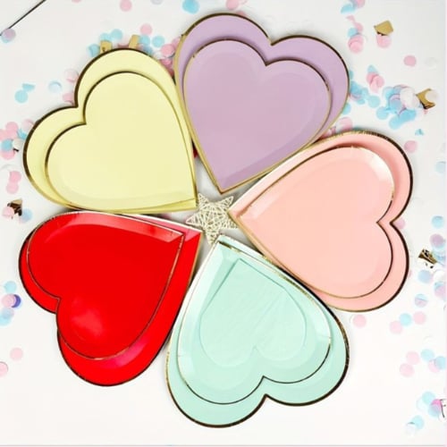 Red Heart Tableware | أدوات المائدة قلب أحمر