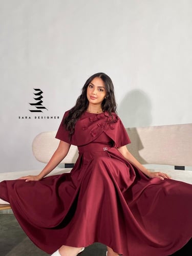 فستان عنابي