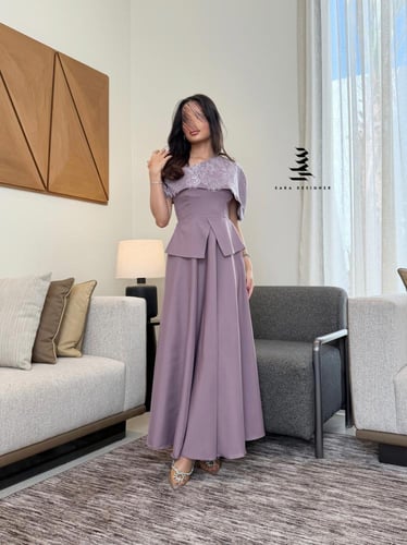 فستان دانتيل موف