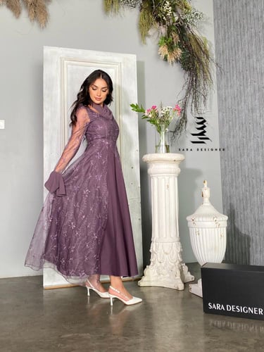 فستان بنفسجي بتطريز كامل