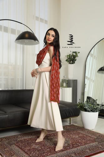 فستان بيج مع شيفون مطرز