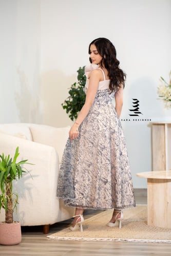 فستان بيج بتطريز كامل