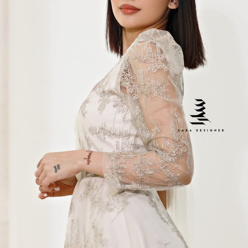 فستان بيج بتطريز عسلي