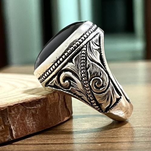 خاتم فضة رجالي بحجر عقيق خرائطي يماني طبيعي