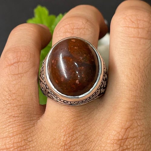 خاتم فضة رجالي بحجر جبل احد طبيعي