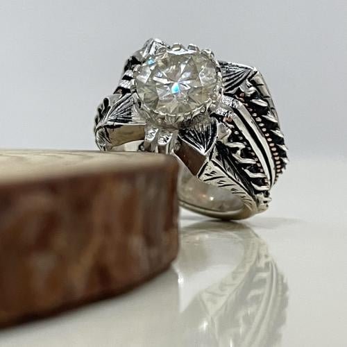 خاتم فضة رجالي مشغول مع نحاس احمر بحجر الموزنايت ب...