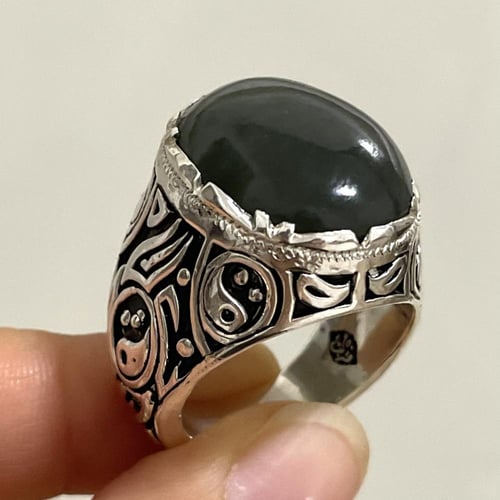 خاتم فضة رجالي بحجر يشم يماني طبيعي