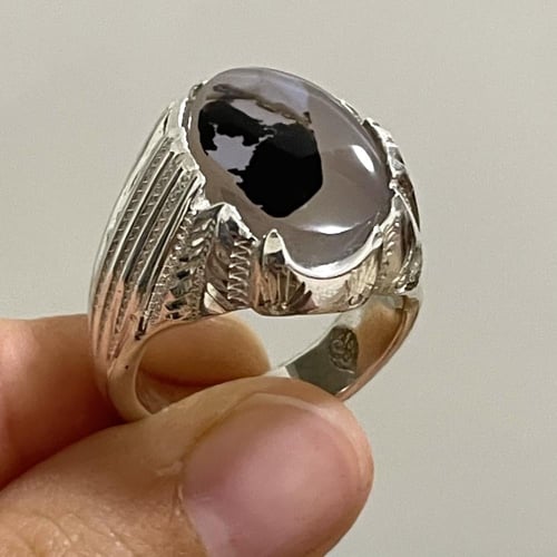 خاتم فضة رجالي بحجر عقيق مصور يماني طبيعي