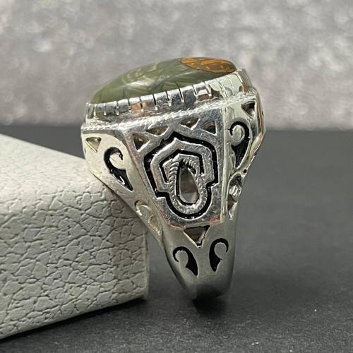 خاتم فضة رجالي بحجر عقيق دم يماني طبيعي