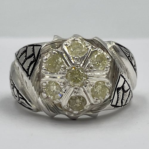 خاتم فضة رجالي مرصع 7 الماسات فانسي يلو