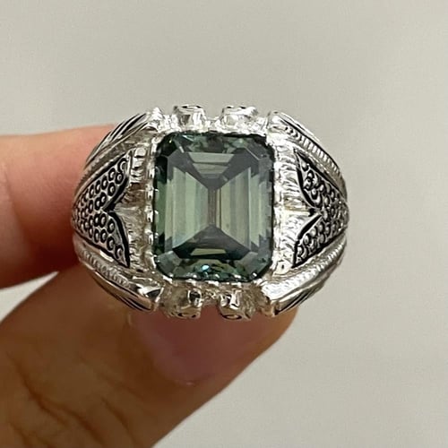 خاتم فضة رجالي بحجر موزنايت بصلابة الالماس