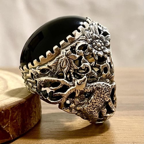 خاتم فضة رجالي بحجر عين الملكة