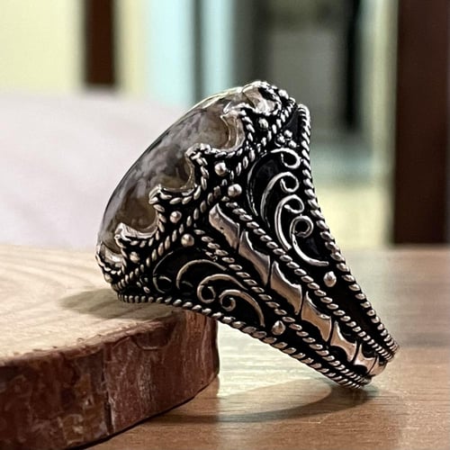 خاتم فضة رجالي بحجر عقيق ورد الربيع الطبيعي