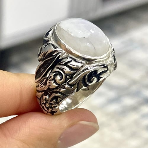 خاتم فضة رجالي بحجر الطاووس الابيض