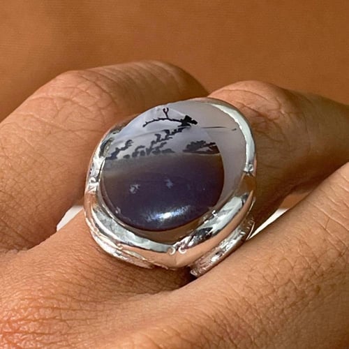 خاتم فضة رجالي بحجر عقيق مشجر يماني طبيعي