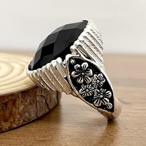 خاتم فضة رجالي بحجر عقيق يماني جزع طبيعي