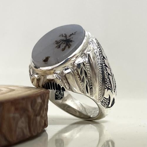 خاتم فضة رجالي بحجر عقيق يماني مشجر طبيعي