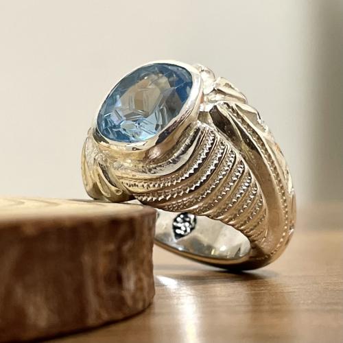 خاتم فضة رجالي بحجر توباز