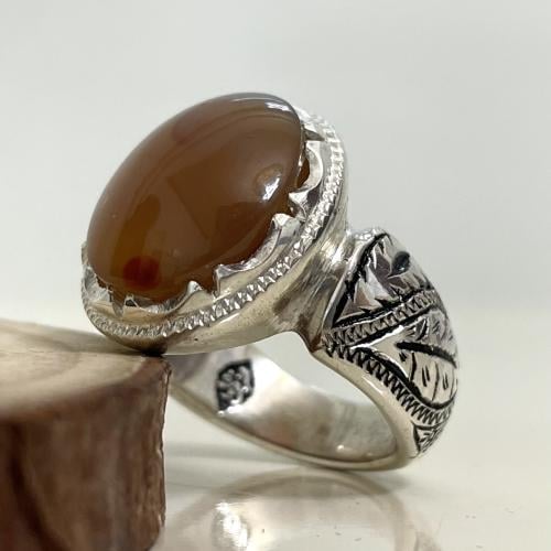 خاتم فضة رجالي بحجر عقيق يماني مشمشي طبيعي