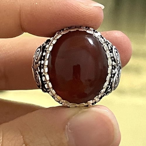 خاتم فضة رجالي بحجر عقيق كبدي يماني طبيعي
