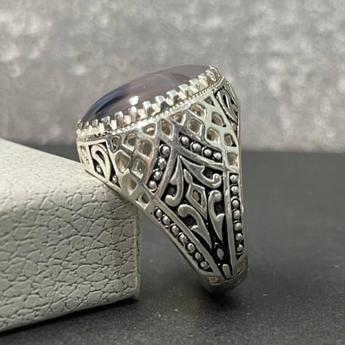 خاتم فضة رجالي بحجر عقيق مصور يماني طبيعي