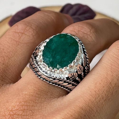 خاتم فضة رجالي بحجر زمرد
