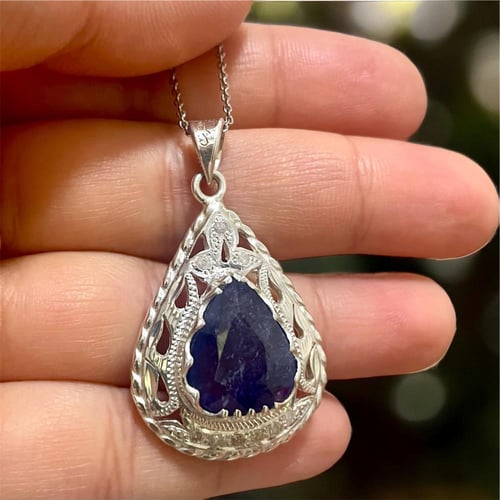 قلادة فضة نسائية بحجر زفير افريقي مرصع الماس طبيعي