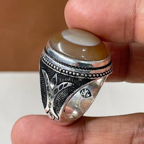 خاتم فضة رجالي بحجر عقيق سليماني يماني طبيعي
