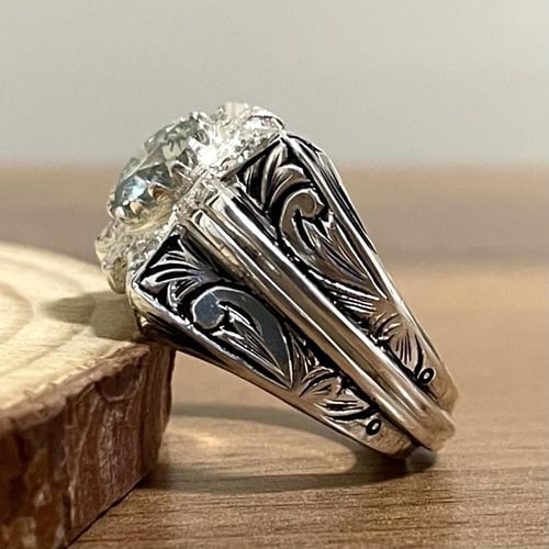 خاتم فضة رجالي بحجر الموزنايت بصلابة الالماس مرصع...