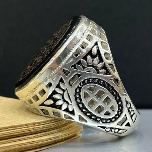 خاتم فضة رجالي بحجر عقيق شفه افريقي منقوش