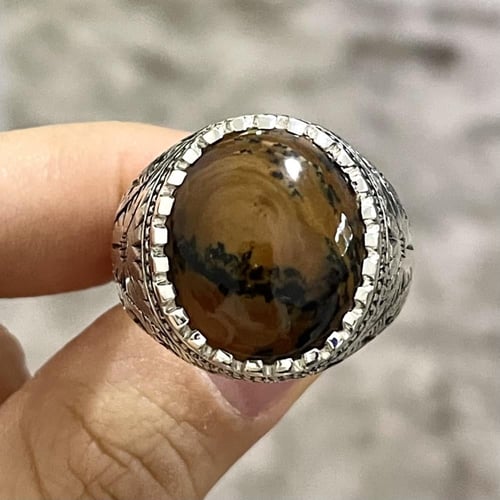 خاتم فضة رجالي بحجر الدم اليماني الطبعي