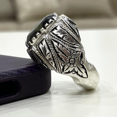 خاتم فضة رجالي بحجر الموزنايت بصلابة الالماس
