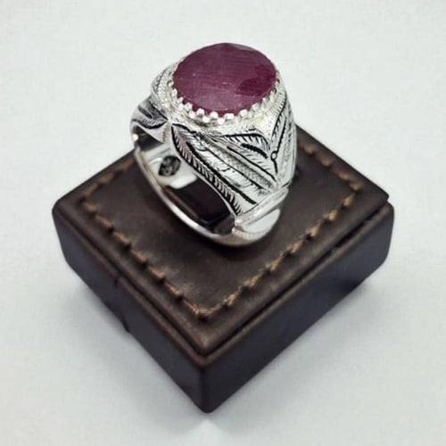 خاتم فضة رجالي بحجر ياقوت افريقي