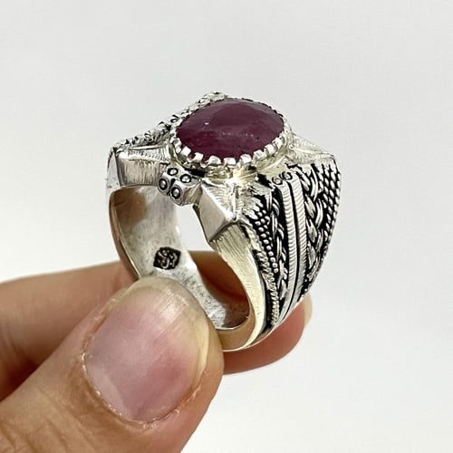 خاتم فضة رجالي بحجر ياقوت افريقي