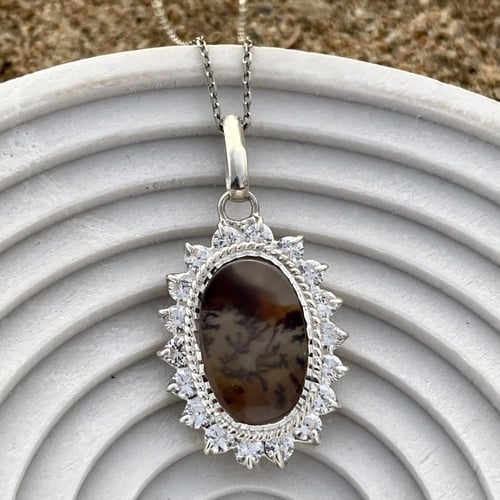 قلادة فضة نسائية بحجر عقيق يماني مشجر طبيعي