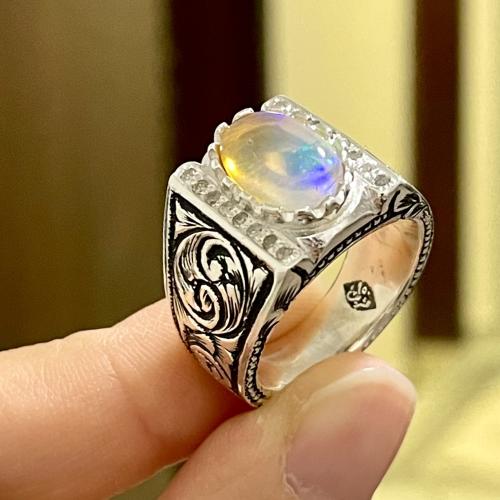 خاتم فضة رجالي بحجر اوبال اثيوبي طبيعي مرصع الماس...