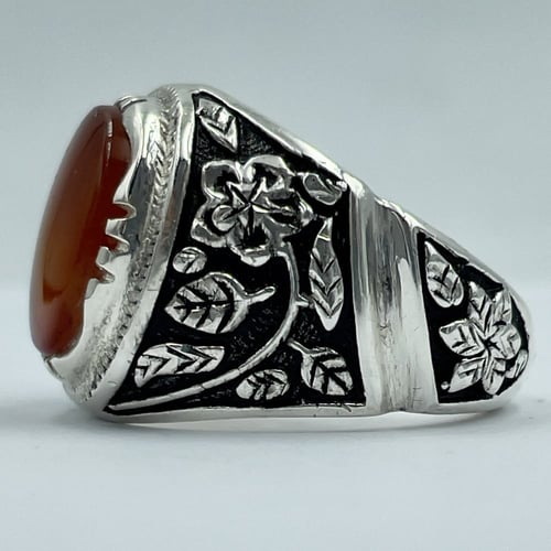 خاتم فضة رجالي بحجر عقيق يماني مشمشي