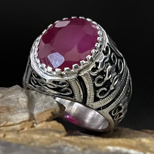 خاتم فضة رجالي بحجر ياقوت بانكوك